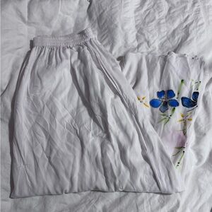 Elegant White Floral Skirt